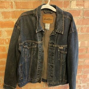 Vintage Men’s trucker Denim jacket size lg